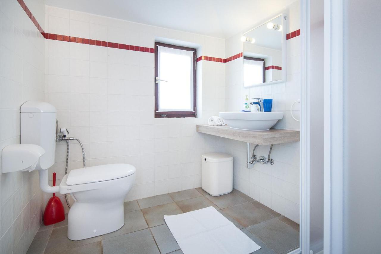 Apartman Number 9 روفينج المظهر الخارجي الصورة